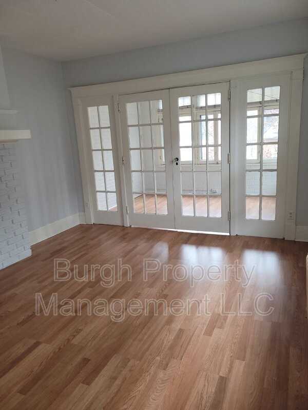5512 Centre Ave #6 - Photo 2 of 20
