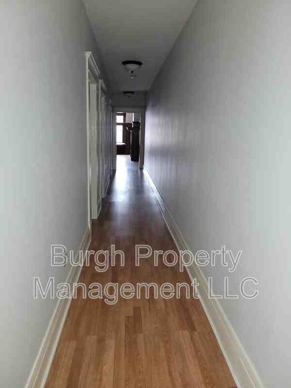 5512 Centre Ave #6 - Photo 4 of 20