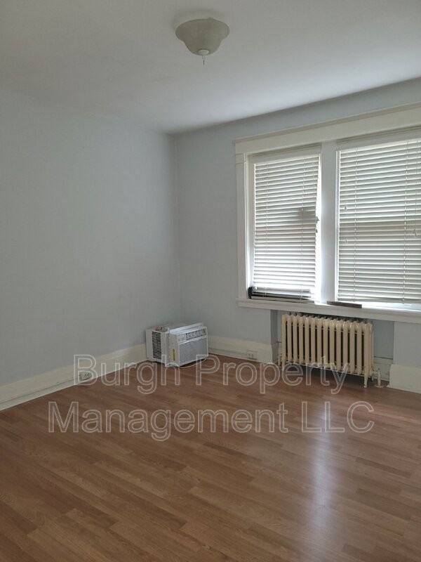 5512 Centre Ave #6 - Photo 5 of 20