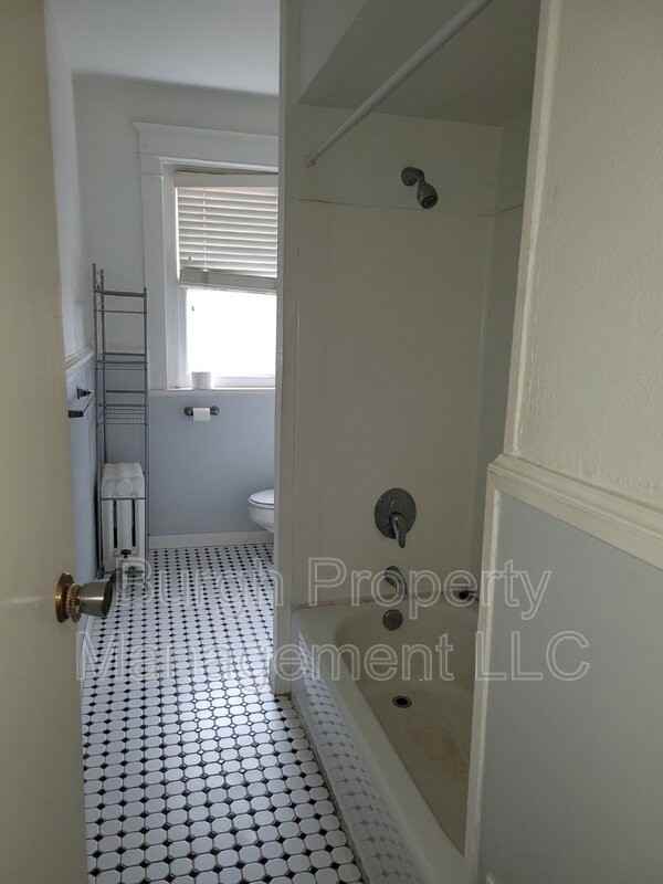 5512 Centre Ave #6 - Photo 7 of 20