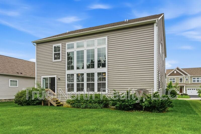 7382 Yarrow Run Rd - Photo 7 of 50