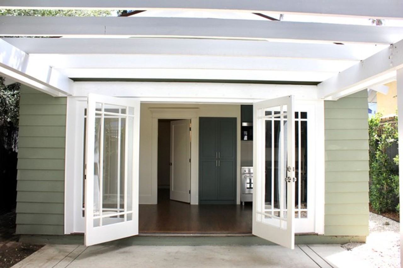 1810 Taft Ave - Photo 4 of 21