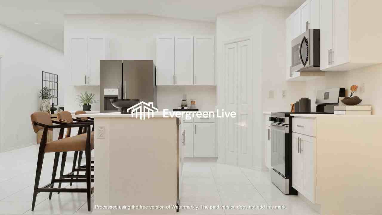 2124 Nw 22nd Pl - Photo 5 of 18