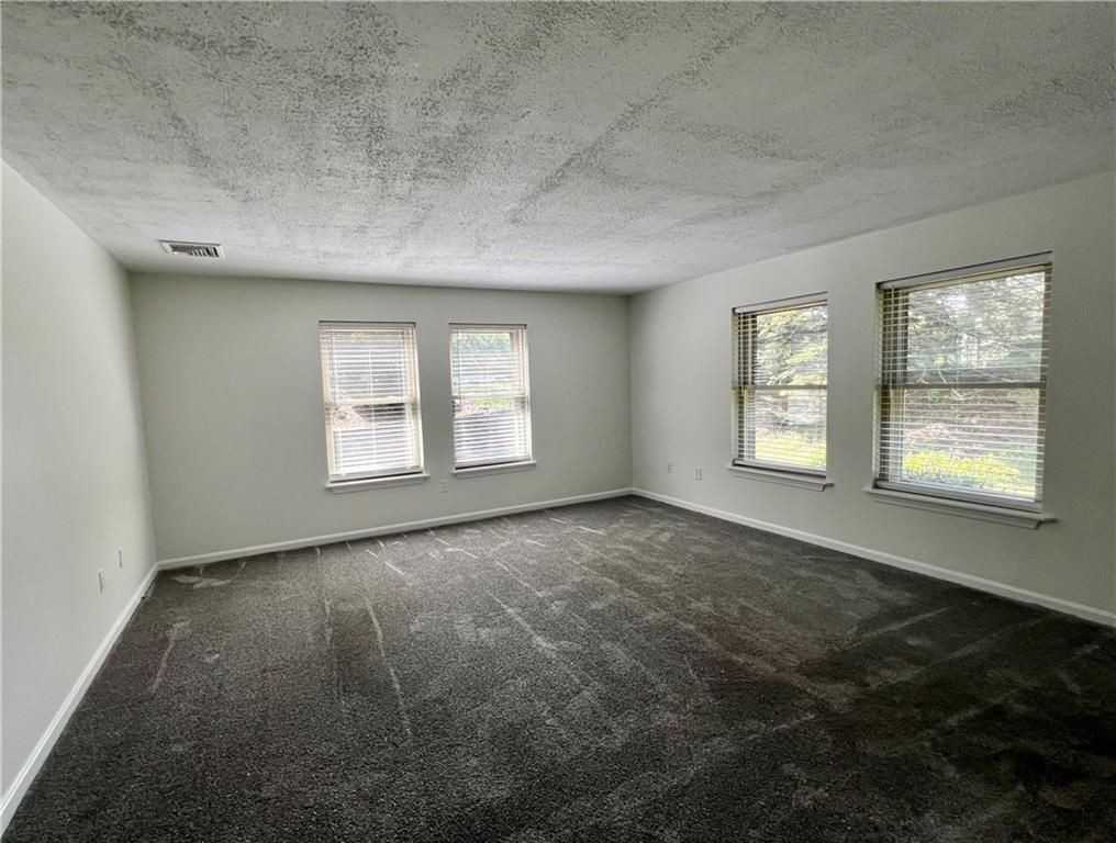 3524 W Shore Rd ##610 - Photo 4 of 19