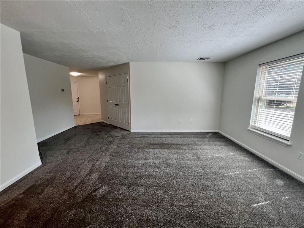 3524 W Shore Rd ##610 - Photo 6 of 19