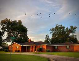 featured image of 2947 Turtle Creek Dr