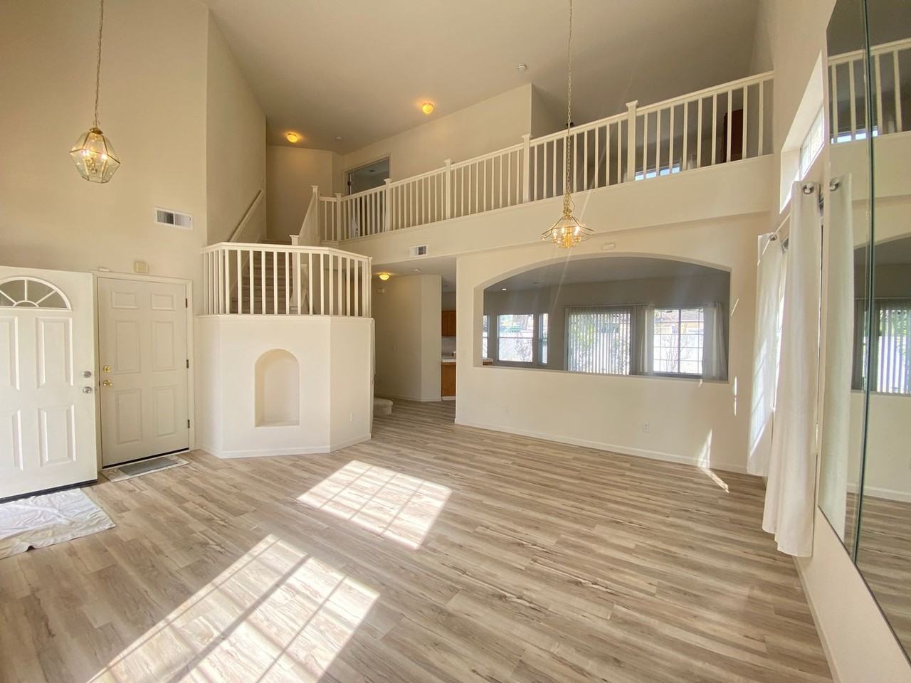 24962 Plum Tree St - Photo 6 of 29
