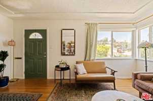 featured image of 43 Hickory Ave
