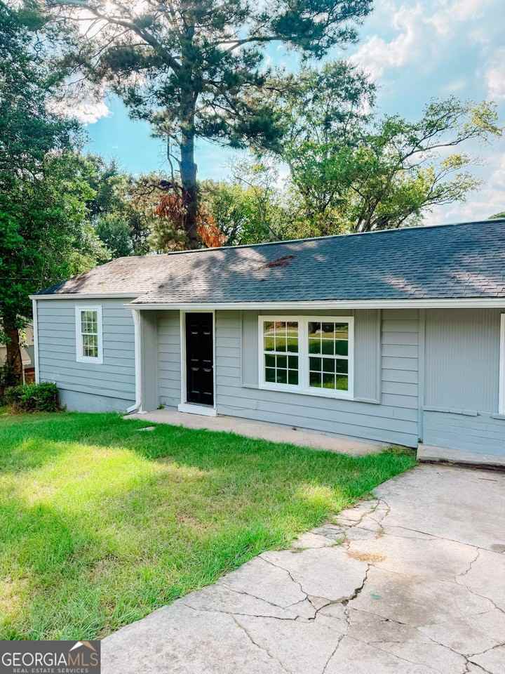 3751 Travis Blvd - Photo 2 of 3
