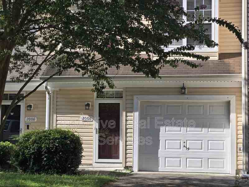 2008 Paramont Ave - Photo 2 of 24