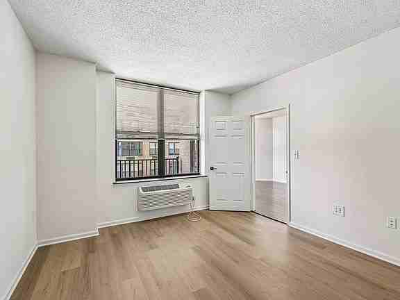 25 Port Imperial Blvd - Photo 7 of 7