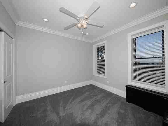 18 Ditmars Blvd - Photo 5 of 5
