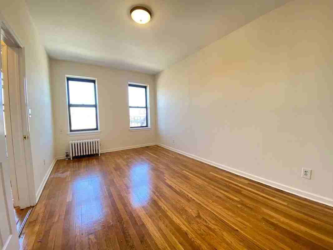 240 51st Ave - Photo 2 of 6