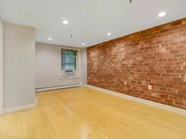 featured image of 319 Barrow St