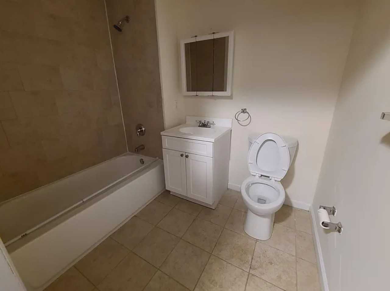 1417 Longfellow Ave - Photo 5 of 7