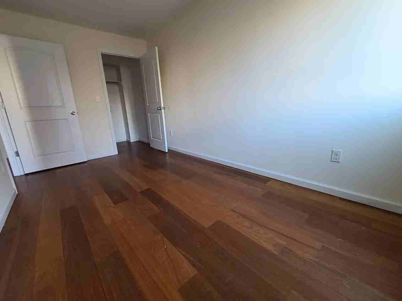 1417 Longfellow Ave - Photo 6 of 7