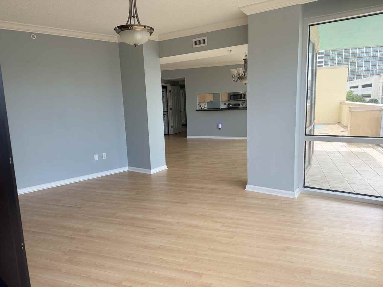 322 E Central Blvd #503 - Photo 6 of 20