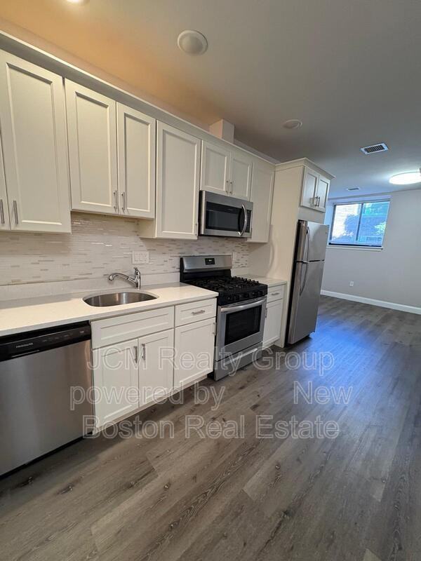 191 N Common St - Photo 2 of 14