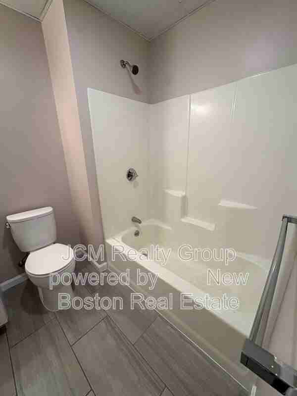191 N Common St - Photo 6 of 14