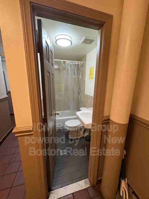 191 Green St #96 - Photo 6 of 13