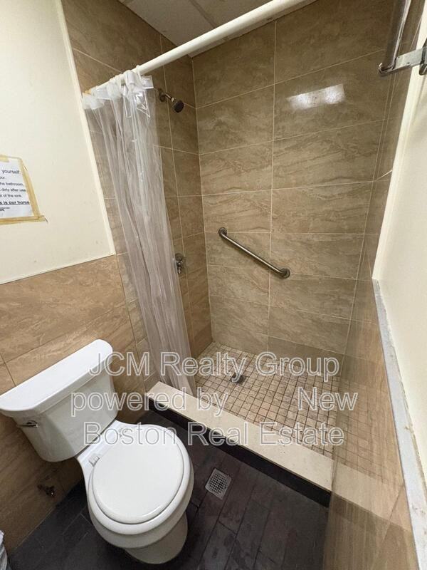 191 Green St #123 - Photo 7 of 11
