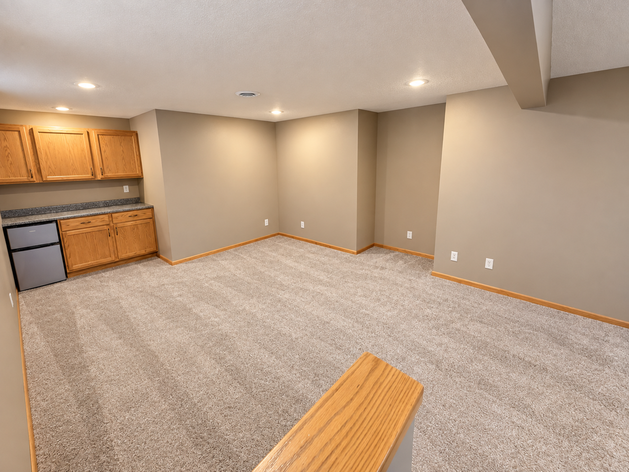 18216 Warbler Ln - Photo 3 of 12
