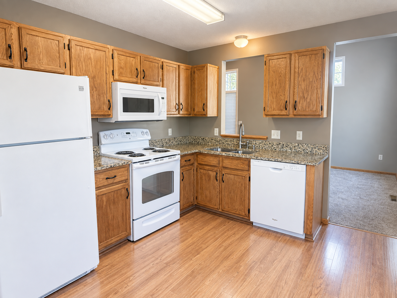 18216 Warbler Ln - Photo 6 of 12