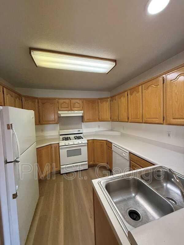 2605 Eastnorth #4 - Photo 4 of 20