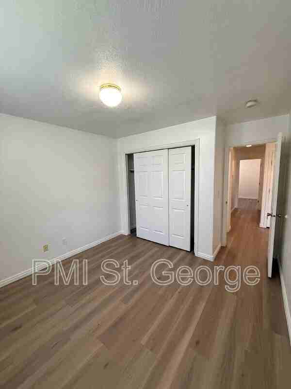 2605 Eastnorth #4 - Photo 7 of 20