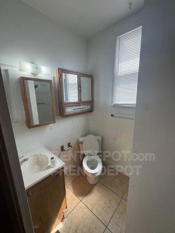 1731 S Kerth Ave - Photo 6 of 11