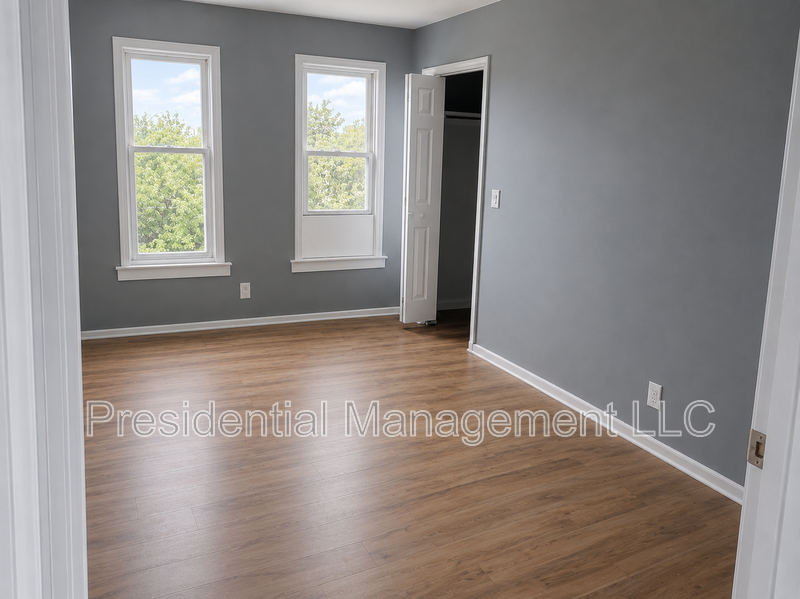 28 Hickory St #1NORTH - Photo 5 of 11