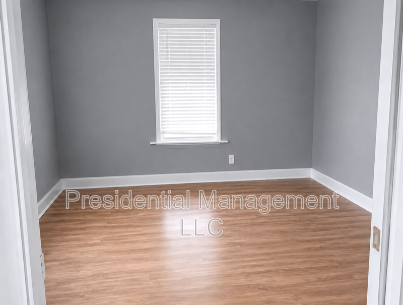 28 Hickory St #1NORTH - Photo 6 of 11