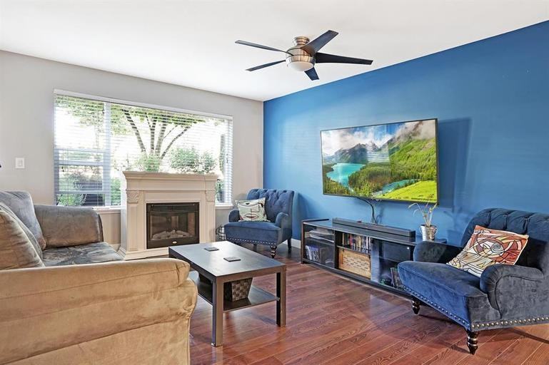 2955 Diamond Cres #111 - Photo 4 of 23