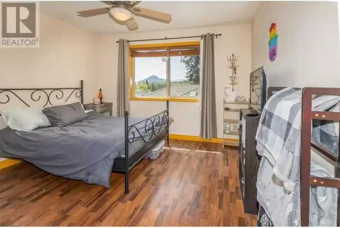 2738 Golf Course Dr - Photo 5 of 11