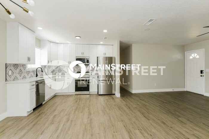 512 Wildwood Dr - Photo 7 of 16