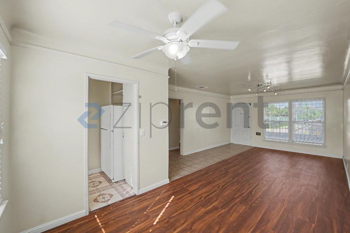 6901 8th Ave - Photo 7 of 19