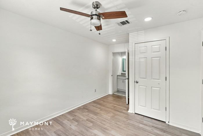 5033 Doolittle Blvd - Photo 7 of 15