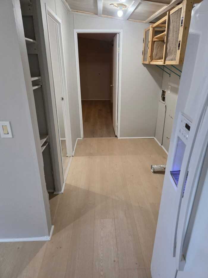 1246 Middlebrook Dr - Photo 6 of 23