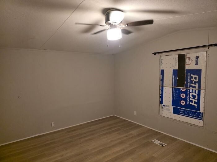 1246 Middlebrook Dr - Photo 7 of 23