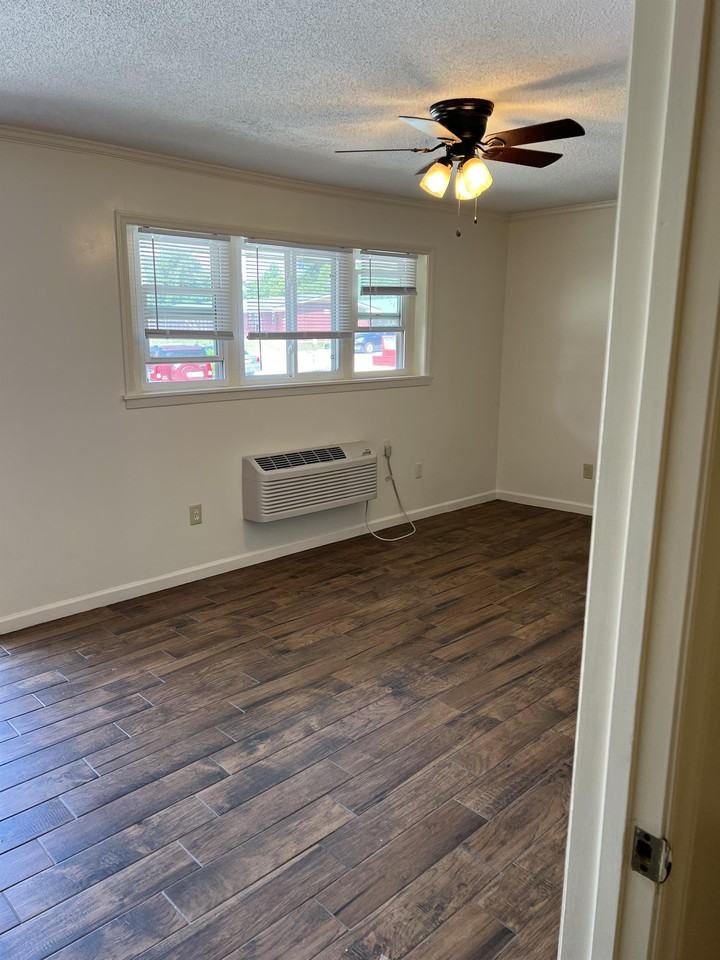 816 Shaw Mill Road - Photo 5 of 50
