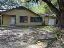 featured image of 1019 Ruby Ln