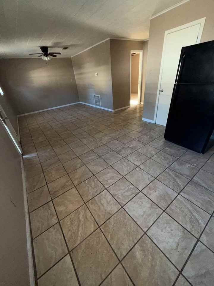 709 N 9th St - Photo 6 of 21