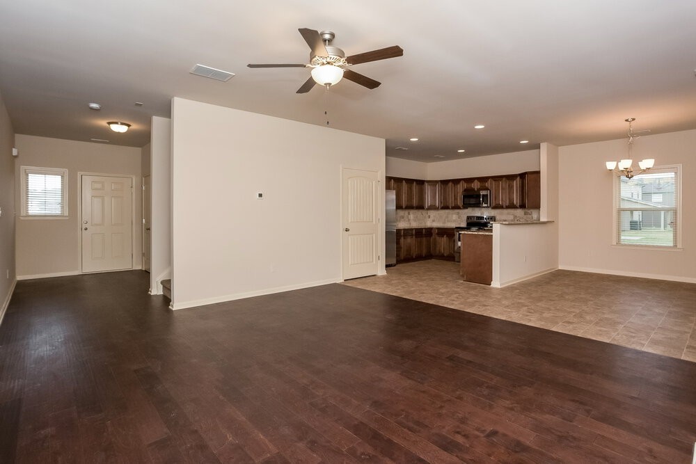 3223 Puritan Way - Photo 5 of 17