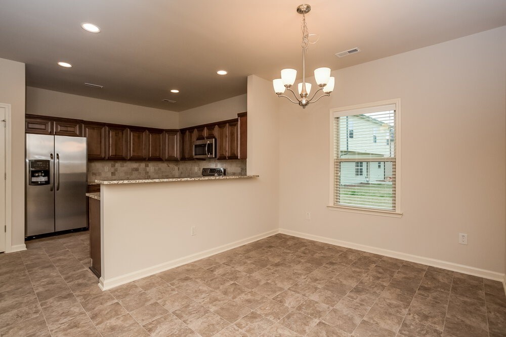3223 Puritan Way - Photo 6 of 17