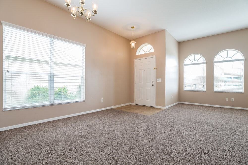2390 Cobblefield Cir - Photo 2 of 16