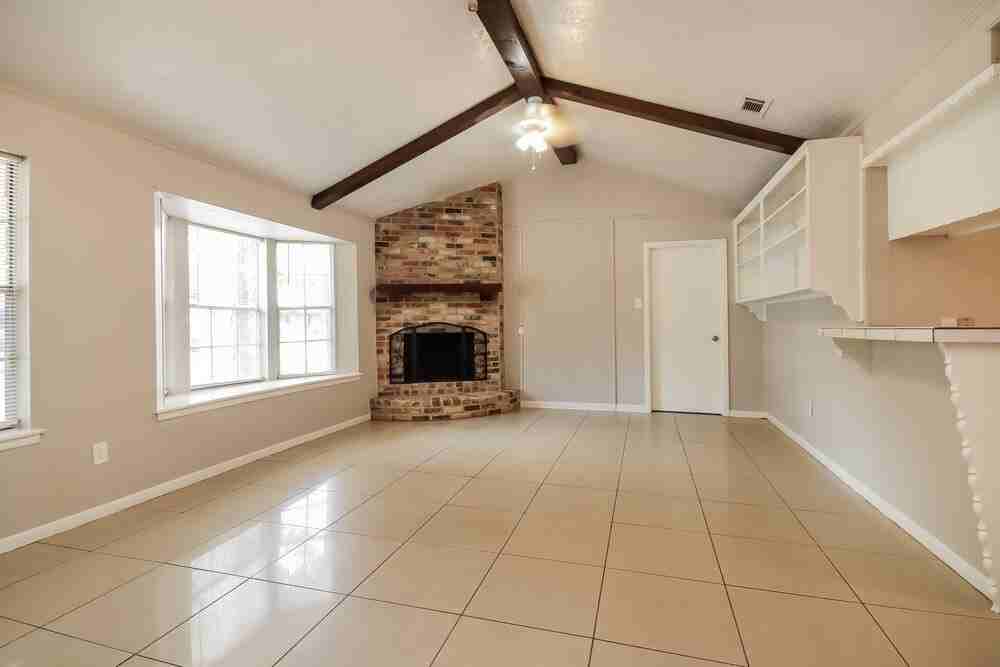 111 Belvedere Dr - Photo 3 of 16