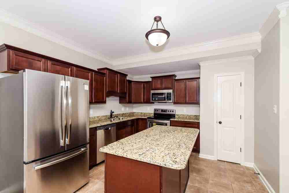 125 Clay Hill Dr - Photo 6 of 17