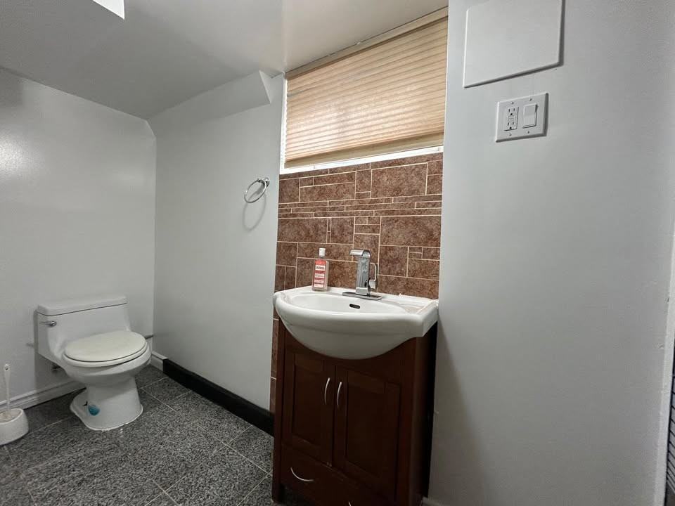 70 McCormack Street - Photo 2 of 9