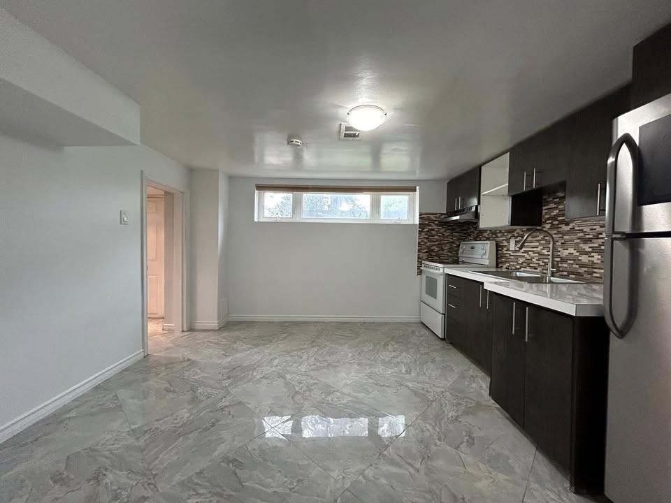 70 McCormack Street - Photo 5 of 9