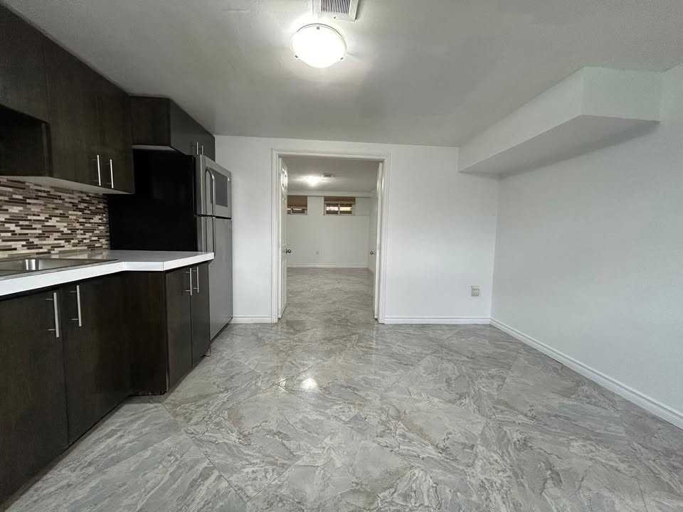 70 McCormack Street - Photo 7 of 9